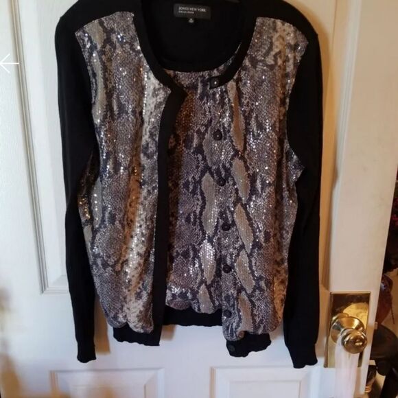 BEATIFUL MATCHING SNAKESKIN SEQUIN SWEATER SET - Picture 4 of 6